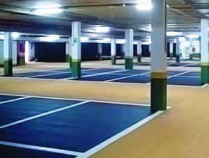 pavimento parking con pintura señalización impapol resin